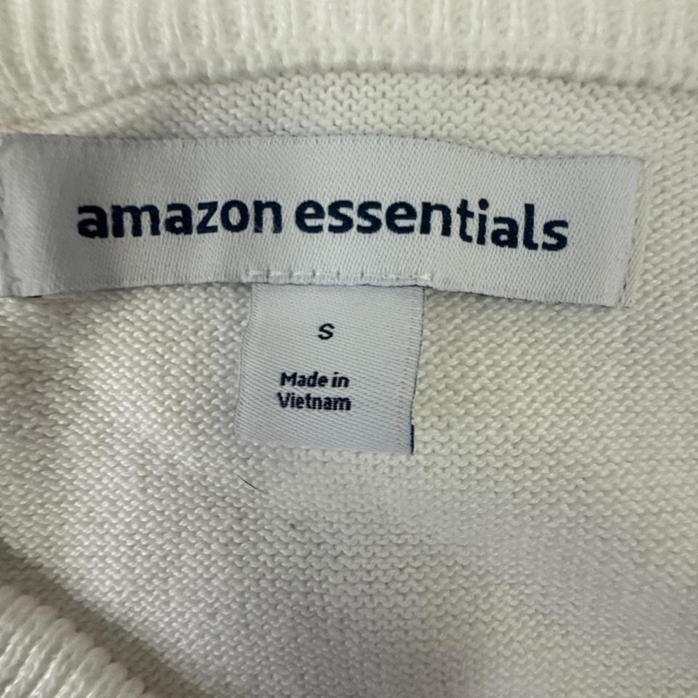 Amazon Essentials V-Neck Sweater - Picture 5 of 5
